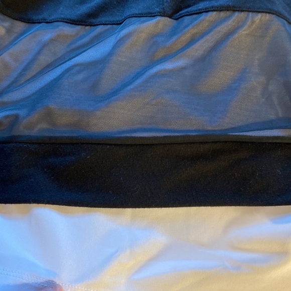 Livi Active Black Layered sweater Top 26/28 - Picture 10 of 11